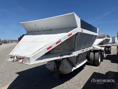 1979 Fruehauf 20 ft T/A Spread Axle Pup Belly Dump Trailer