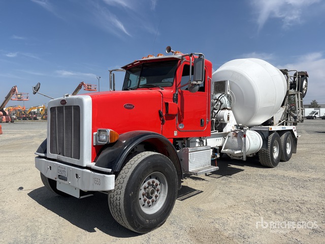 2015 Peterbilt 365 8x4 Mixer Truck