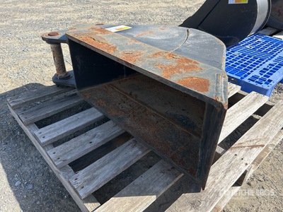 350 mm Q/C Cleanup Excavator Bucket - Fits 9 Ton
