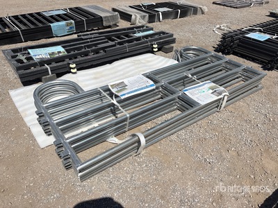 Quantity of (5) 7.9 ft x 3.8 ft Galvanized Round Tube Panel dla bydła (Unused)