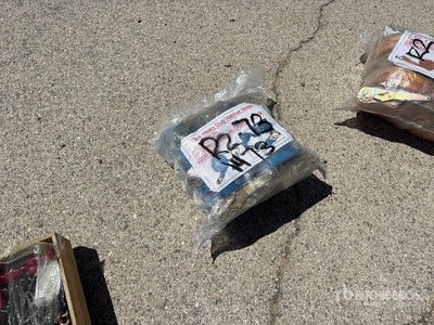Quantity of (10) 2.4 in x 33 ft Ratchet Straps (Unused)