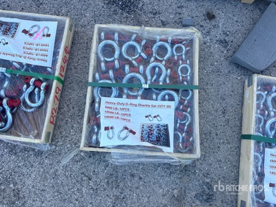 Quantity of (30) Heavy-Duty D-Ring Shackle (Unused)