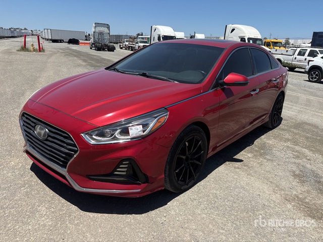 5NPE34AF6JH599577 Hyundai Sonata Photo 1