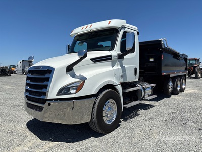 2019 Freightliner Cascadia 126 8x4 Tri/A Dump Truck