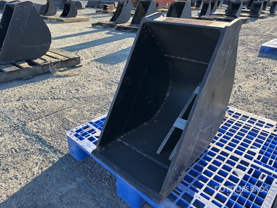 450 mm Cleanup Excavator Bucket - Fits 7 Ton
