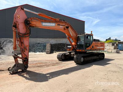 2014 Doosan DX340LC-3 Tracked Excavator