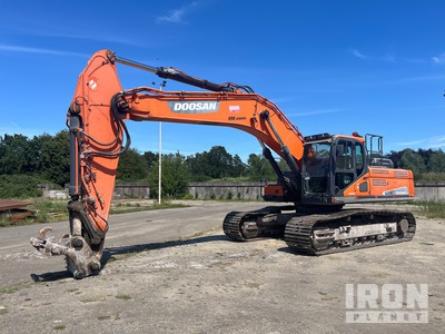 2016 Doosan DX350LC-5 Tracked Excavator