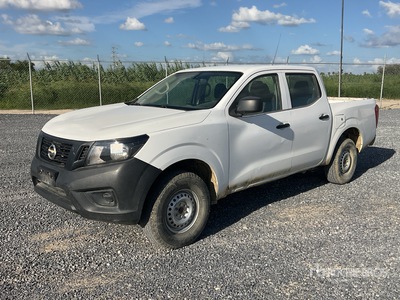 2019 Nissan NP300 4x2 Crew Cab Camioneta / Pickup