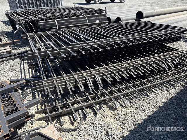 Quantity of 10 ft x 7 ft Powder Coated Fencing
