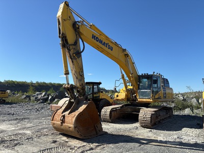 2022 Komatsu PC490LC-11 Tracked Excavator