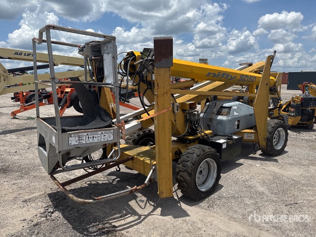 2006 Nifty-Lift SD50D 4WD Diesel Articulating Boom Lift