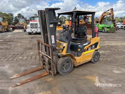 2016 Cat DP25N Montacargas