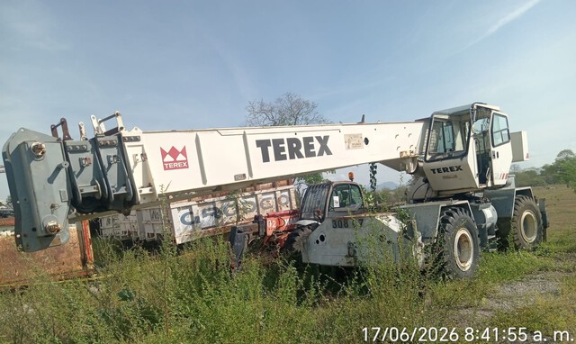2003 Terex RT230 30 ton 4x4x4 Rough Terrain Crane (Inoperable)