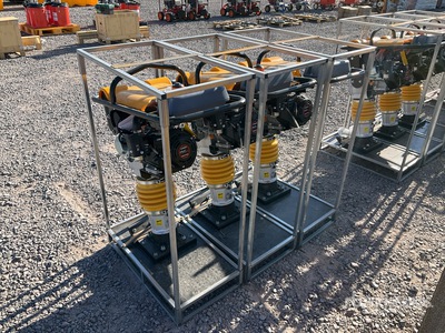 Quantity of (3) 2026 Kowloon HCR90 Lote de Bailarinas (Sin Usar) / Pisón (Unused)