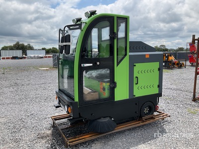 2026 SDLOOL S2000 Ride-On Electric Floor Sweeper (Unused)