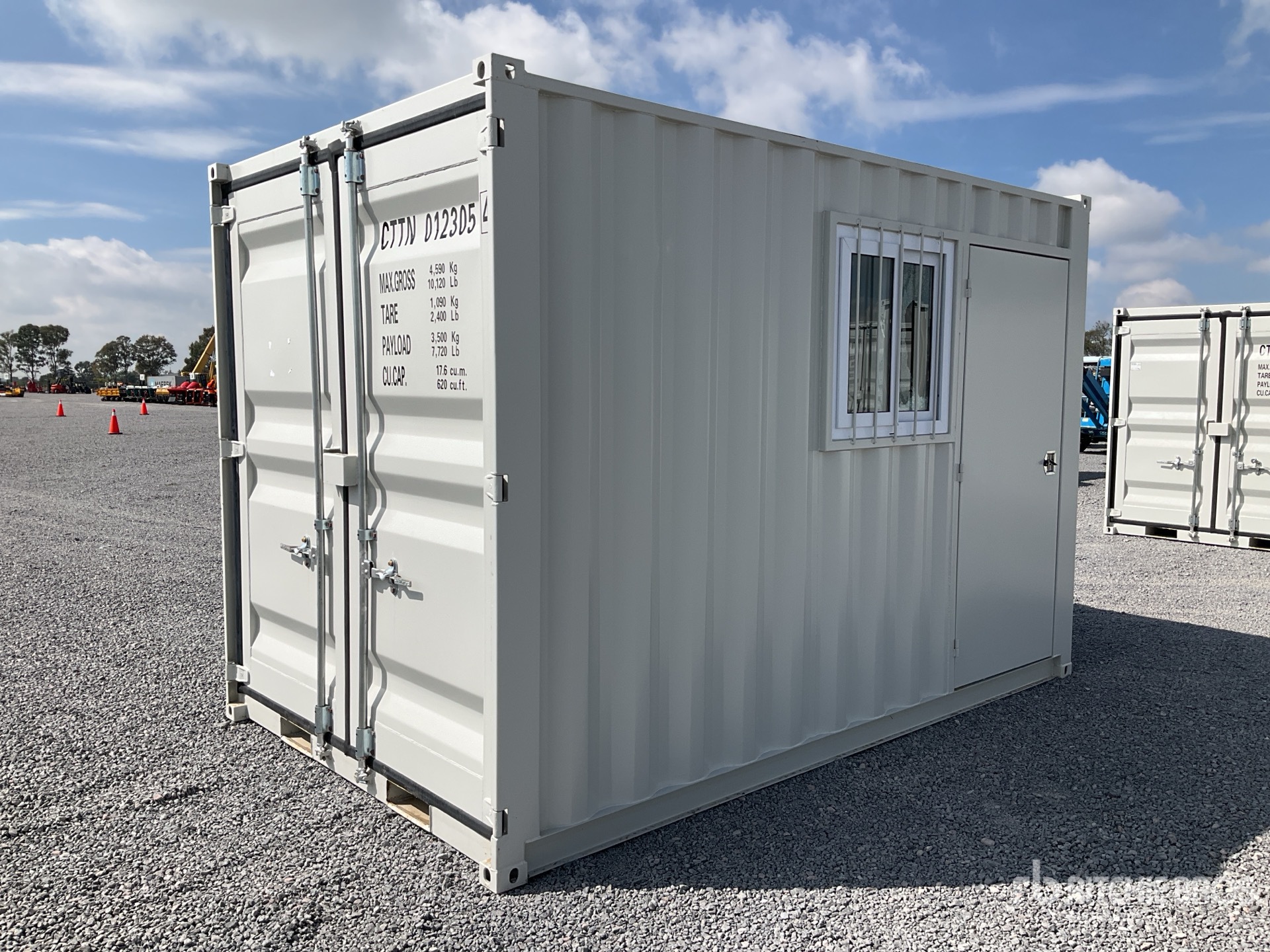 2026 12 ft Oficina Movil Tipo Contenedor / Storage Container