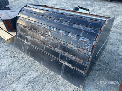 1500 mm Hydraulic Tilting Godet de pelleteuse - Fits 12 - 13 Ton