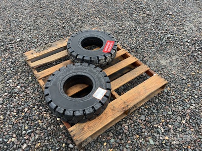 Quantity of (2) 2025 Energy Tyres 機械の付属品 (Unused)
