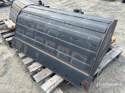 1200 mm Hydraulic Tilting Excavator Bucket - Fits 5 Ton