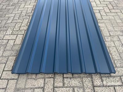 Quantity of (50) Metal Roofing Sheets その他 - 店舗 & 倉庫