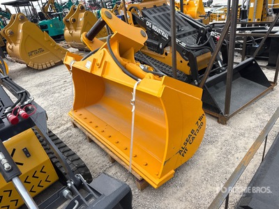 2026 LYALS ALSEAB320 71 in Tilting Excavator Bucket - Fits Cat 320 (Unused)