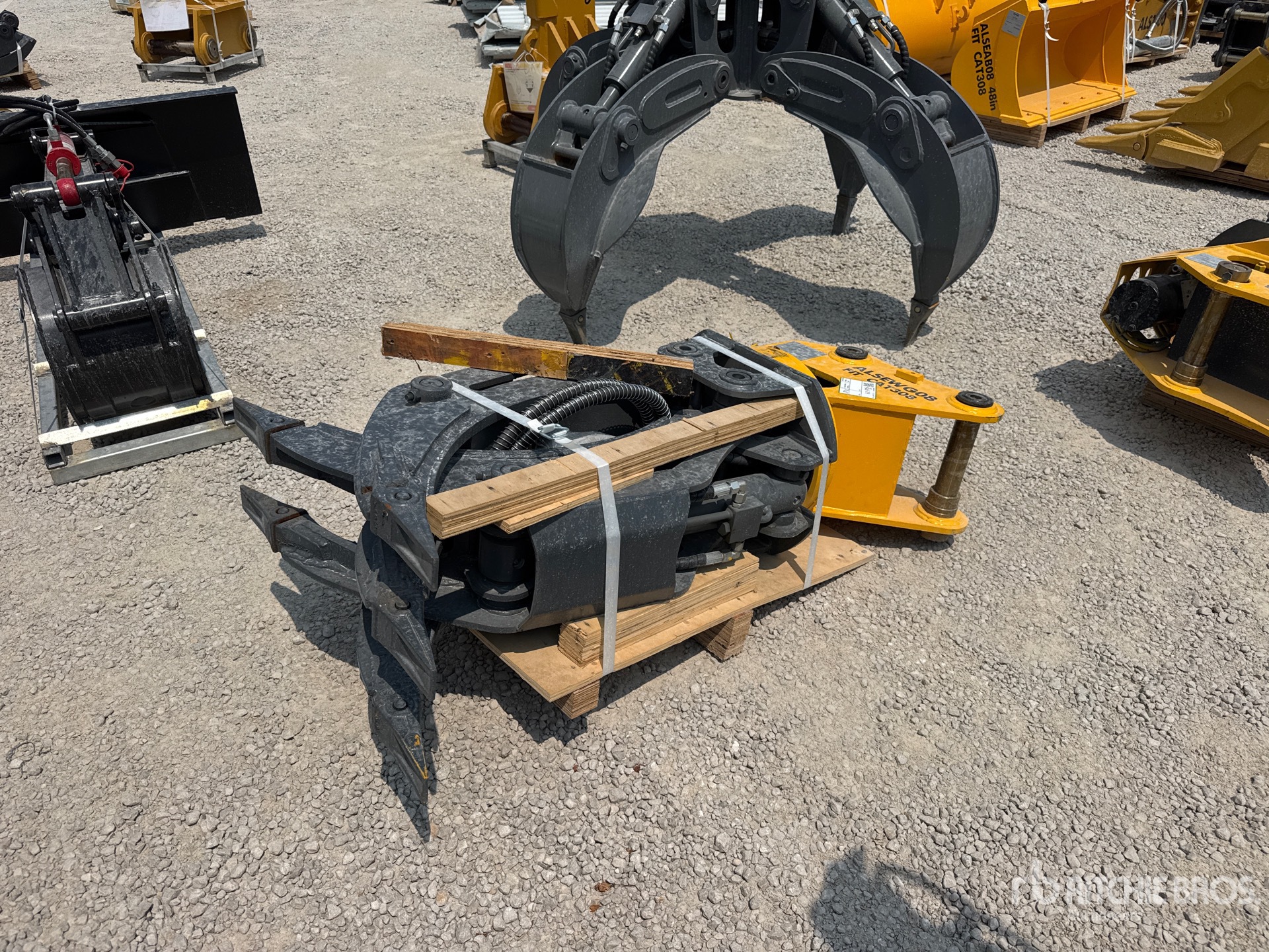2026 LYALS ALSEWG60 51 in Rotating Excavator Grapple (Unused)