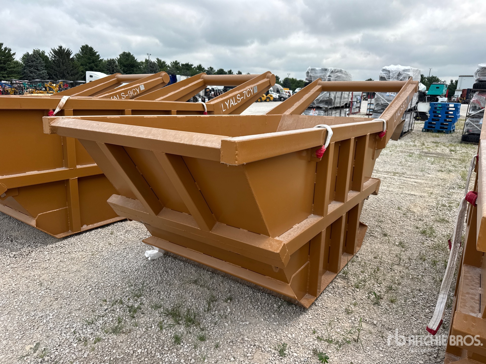 2026 LYALS ALSBB 5 cy Bedding Box (Unused)