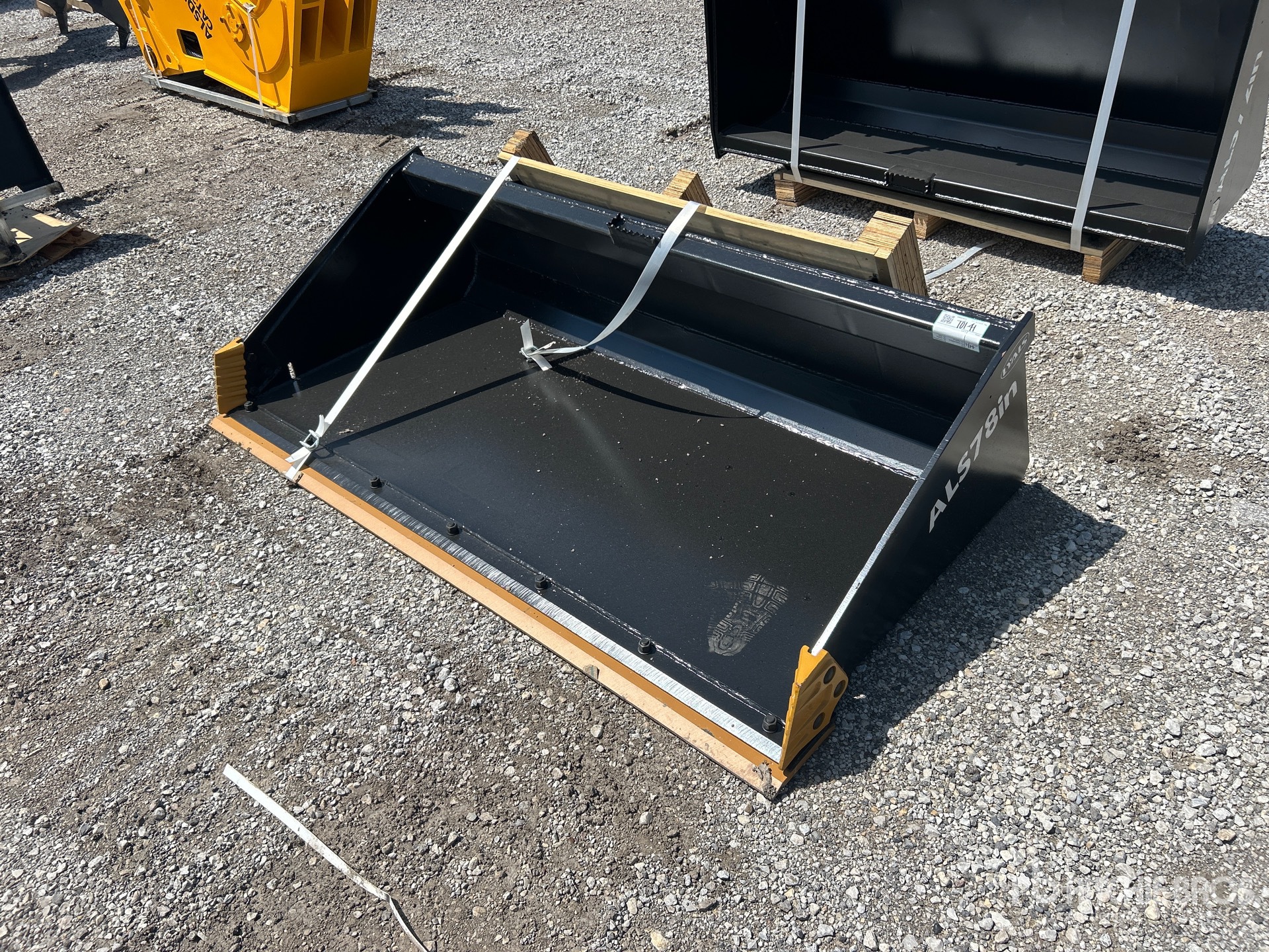 2026 LYALS ALSSB 78 in Skid Steer Bucket (Unused)