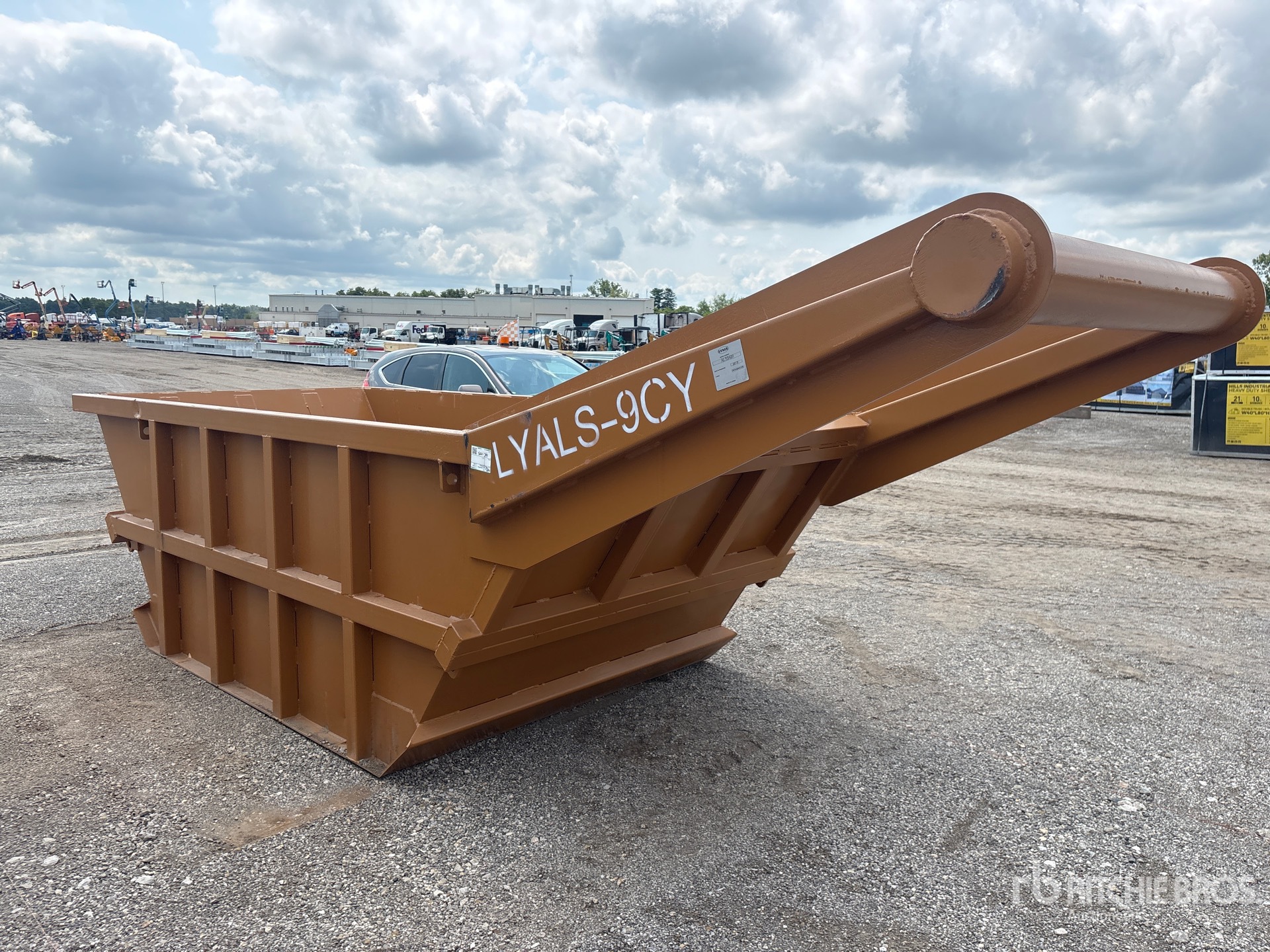 2026 LYALS ALSBB 9 cyd Bedding Box (Unused)