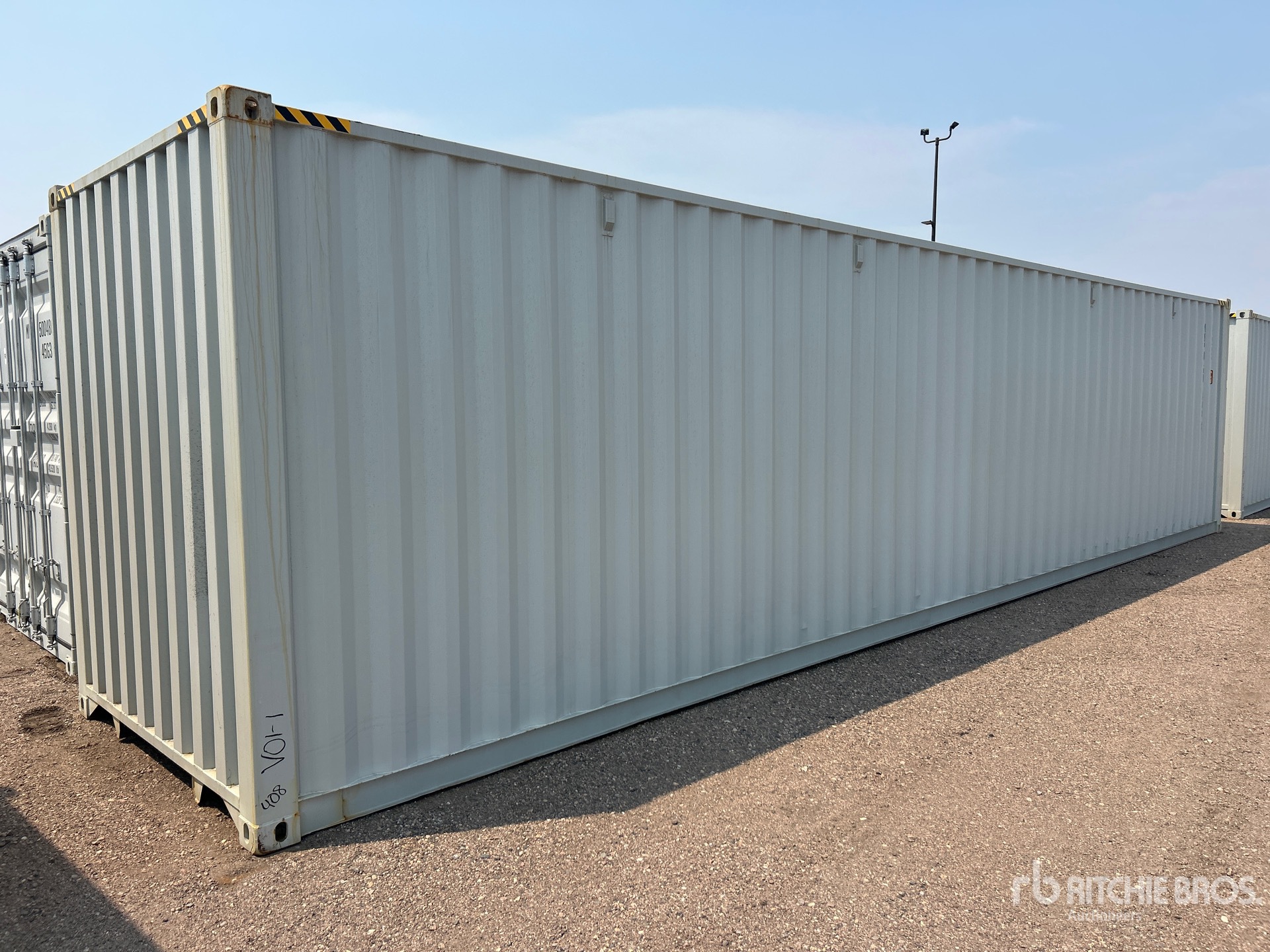 2026 40 ft High Cube Multi-Door Storage Container