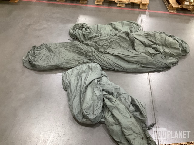 (77) Sleeping Bags