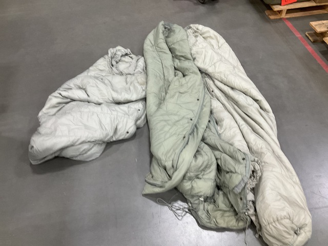 (40) Sleeping Bags