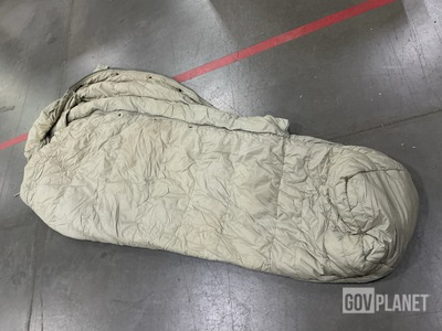(40) Sleeping Bags