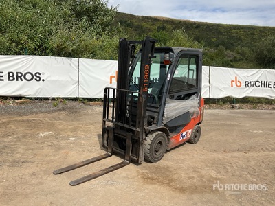 2017 Toyota 8FGF15 1500 kg Carrelli Elevatori