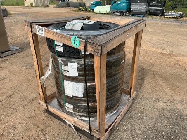 (4) Michelin 275/70R22.5 Tires w/Wheels