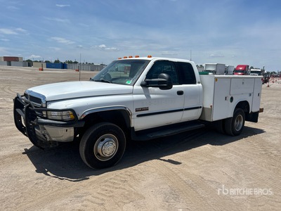 1998 Dodge Ram 3500 4x4 Crew Cab ユーティリティトラック