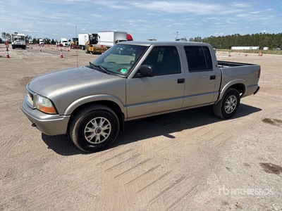 2002 GMC Sonoma 4x4 Crew Cab بيك اب