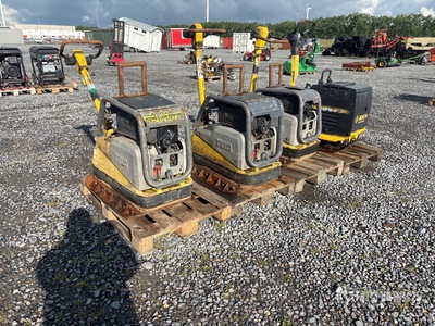 Quantity of (4) Wacker Piastre vibranti