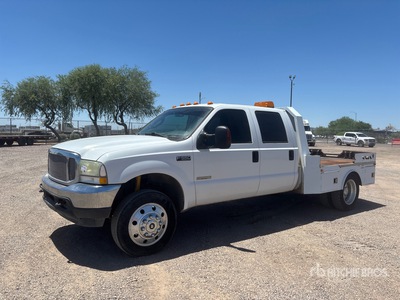 2003 Ford F-550 XLT 4x4 Crew Cab Camión Caja Abierta