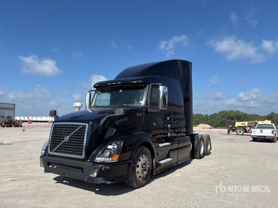 2015 Volvo VNL 6x4 トラックトラクター（T/A）