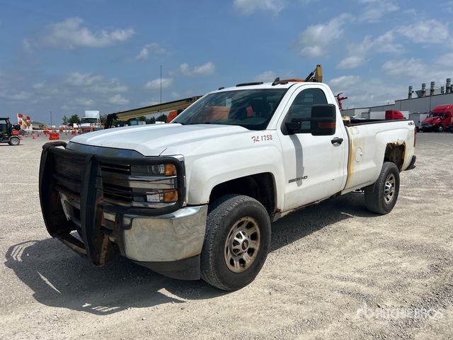 2015 Chevrolet Silverado 3500HD 4x4 Pickup