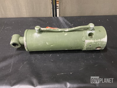 JLG 6623300 Cylinder