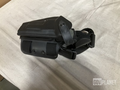 (19) Pistol Holsters