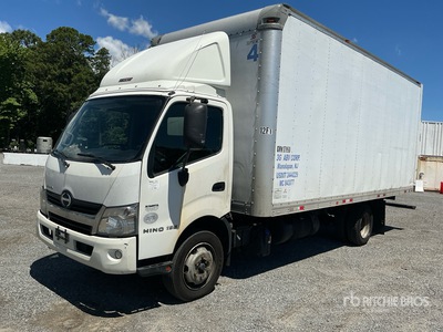 2017 Hino 195 4x2 Van Truck