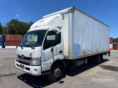 2019 Hino 195 4x2 Van Truck