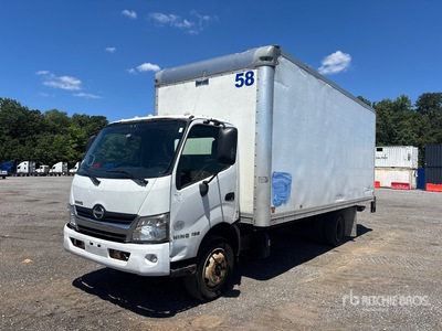 2019 Hino 195 4x2 Van Truck