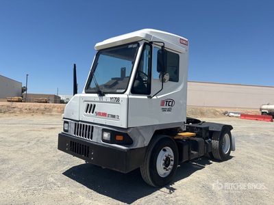 2016 Kalmar T2 4x2 Spotter Truck