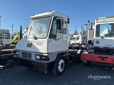 2017 Kalmar T2 4x2 Camión remolcador de plataforma