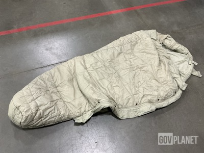 (40) Sleeping Bags