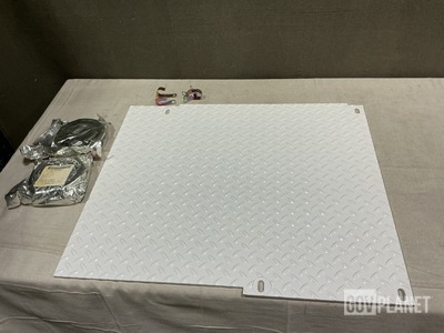 (3) Floor Plates, (2,337) Loop Clamps, (4) Bearings & Assorted Items